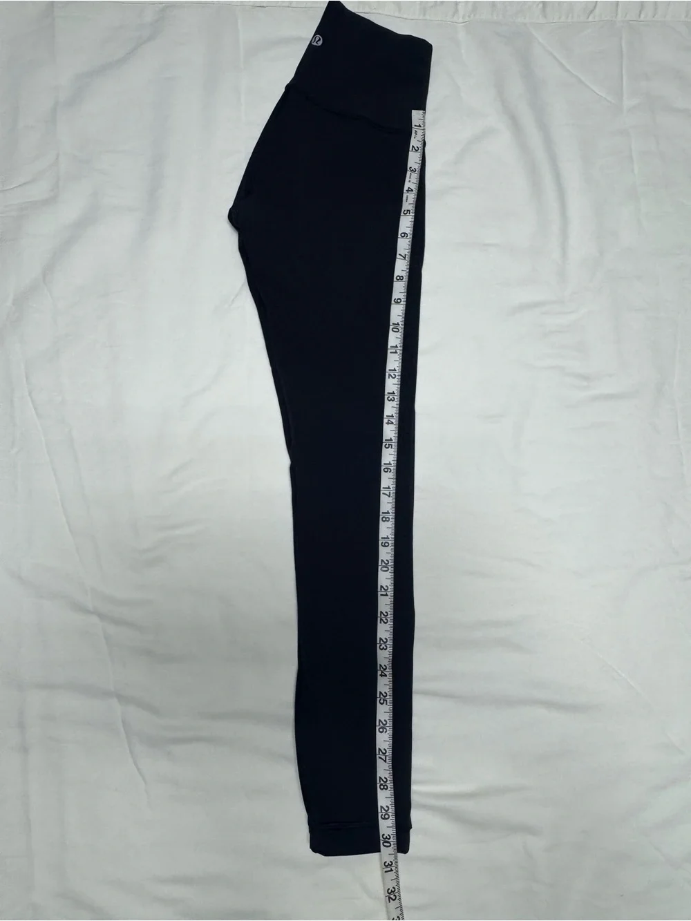 Lululemon Women’s black high rise leggings